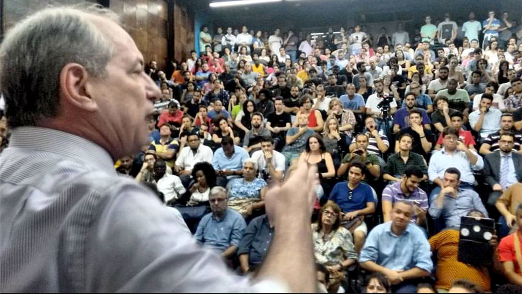 Ciro, em plena campanha, lota auditório e denuncia Temer - Jornal ... - Jornal Correio do Brasil