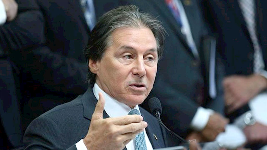 Eunício Oliveira, presidente do Senado, não está na campanha de Meirelles