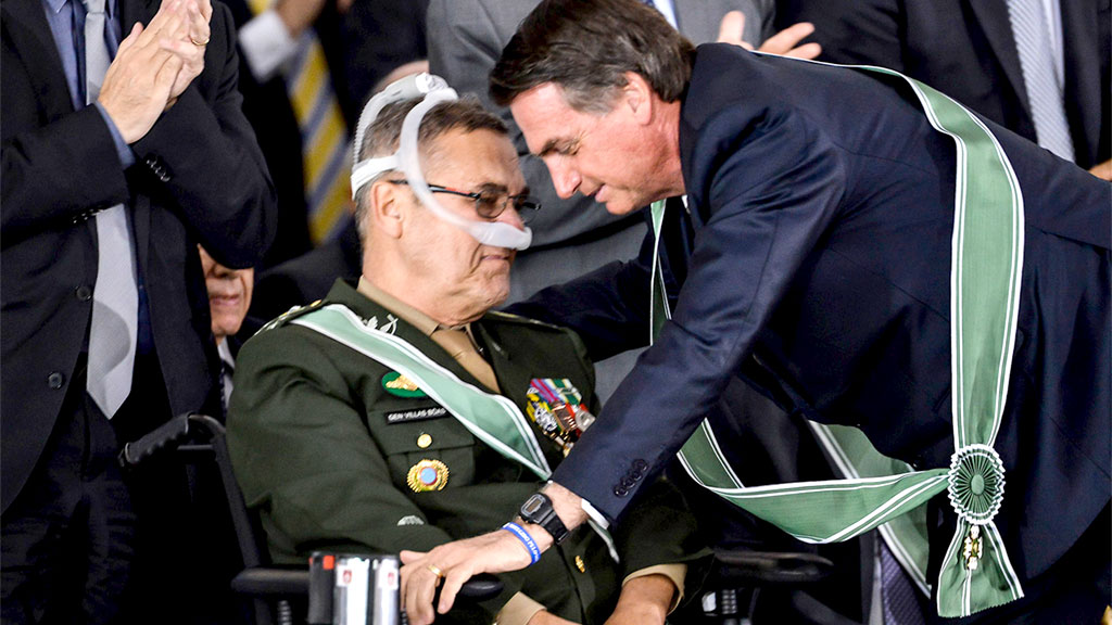 Bolsonaro agradeceu, pessoalmente, ao general Villas Bôas, por ter chegado à Presidência da República