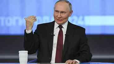 Presidente da Rússia desafia Ocidente a 'duelo' com míssil Oreshnik