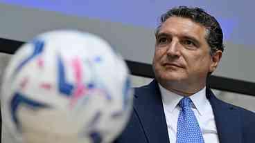 Itália: Luigi De Siervo é reeleito CEO da Lega Serie A