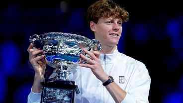 Sinner levanta a taça no Aberto da Austrália, após ‘final perfeita’