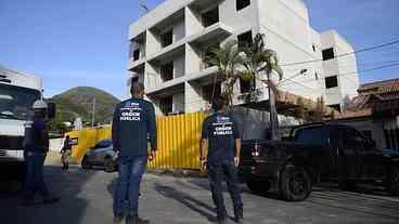 Prédio avaliado em R$ 7 milhões é demolido no Recreio dos Bandeirantes