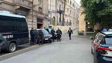 Itália prende mais de 180 membros da máfia Cosa Nostra