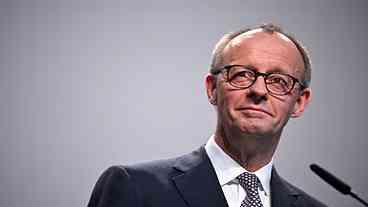 Merz forma coalizão focada em crescimento e imigração