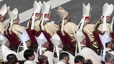 Conclave com 23 Cardeais Latino-Americanos