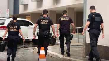 Policiais Civis Presos por Extorsão em Santo André