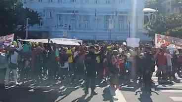 Protesto de Ambulantes em Copacabana Contra Novo Decreto