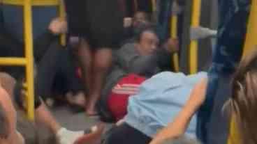 Motorista e passageiro são baleados em tiroteio na Avenida Brasil e Linha Vermelha