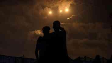 Israel Intensifica Ofensiva em Gaza Apesar de Apelos por Trégua