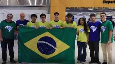 Estudantes Brasileiros na Olimpíada de Astronomia