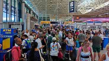 Passageiro de SP preso em Roma com 19 kg de cocaína