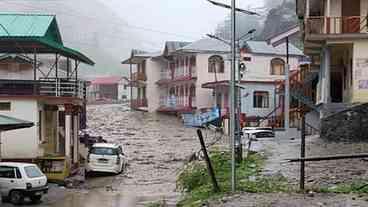 Tempestade na Caxemira: 34 mortos e 200 desaparecidos