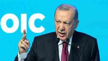 Turquia: 44 presos em operação contra oposição a Erdogan