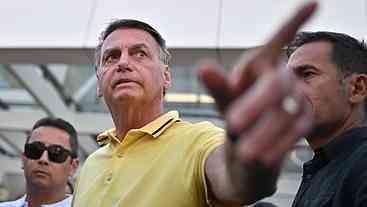 Bolsonaro terá que depor à Polícia Federal novamente