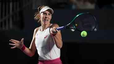 Bia Haddad encerra temporada 2025 antes do previsto