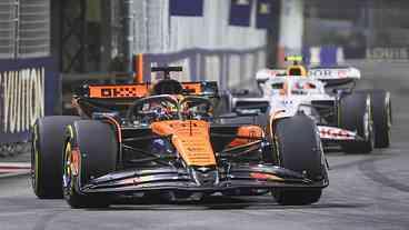 Piastri Domina TL2 em Singapura - Ferrari Longe da Ponta