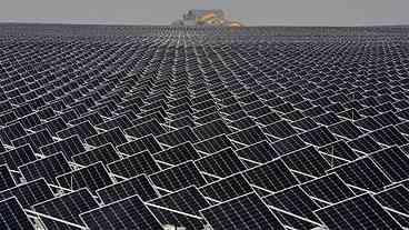 BNDES Apoia Indústria de Energia Limpa em Crise