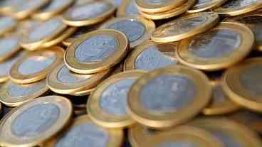 Inflação oficial sobe, mas menos que o esperado