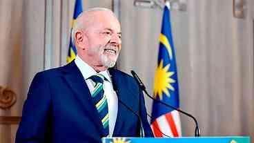 Lula encerra giro pela Ásia com sucessos