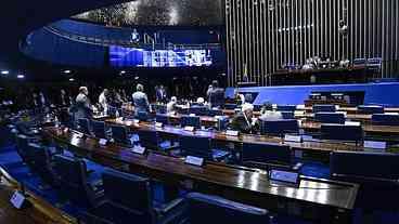 Senado Vota PL de Isenção no IR para Classe Média