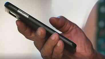 Polícia desmantela comércio de celulares roubados em SP