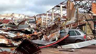 Massa Fria e Tornado no Paraná: Impactos e Previsões