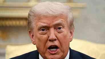 Trump perdoa aliados envolvidos nas eleições de 2020