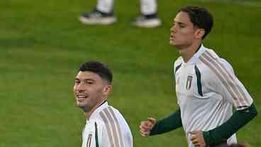 Cambiaghi fora da seleção italiana por lesão muscular