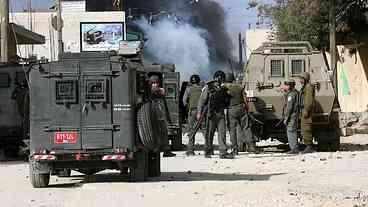 Mesquita é incendiada por colonos israelenses na Cisjordânia