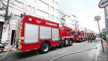 Explosão em Galpão de Fogos em São Paulo Deixa Um Morto