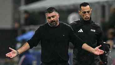 Gattuso pede desculpas após derrota da Itália