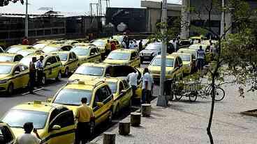 Rio amplia número de táxis com nova lei