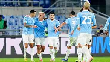 Lazio sob críticas por posts de falcoeiro pró-Mussolini