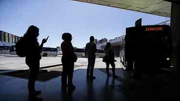 Violência Noturna Contra Mulheres: Um Estudo Alarmante