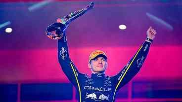 Verstappen vence em Las Vegas e briga pelo título