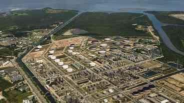 Polícia Civil desarticula extorsão do CV na Reduc