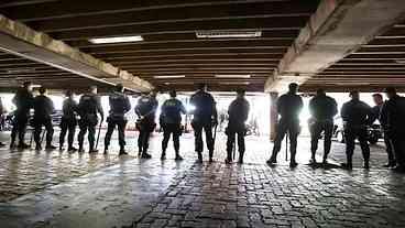 Estudo aponta depressão em 10% dos agentes penitenciários