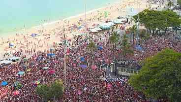 Caetano Veloso Mobiliza Protesto em Copacabana