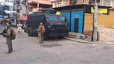 PM intensifica combate ao tráfico em Manguinhos