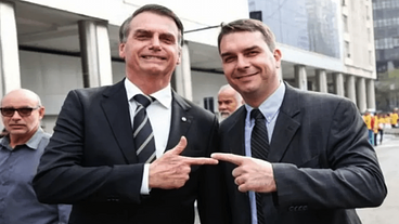 Bolsonaro Confirma Flávio como Pré-Candidato ao Planalto