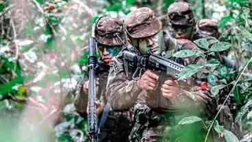 Brasil Reforça Presença Militar na Fronteira com a Venezuela