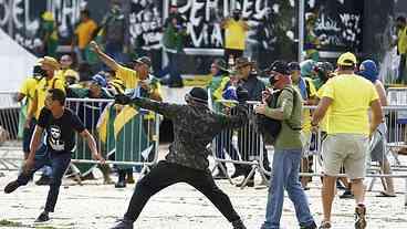 STF responsabiliza 1,4 mil por tentativa de golpe