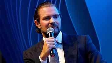 Investigação sobre Influenciadores e Banco Master