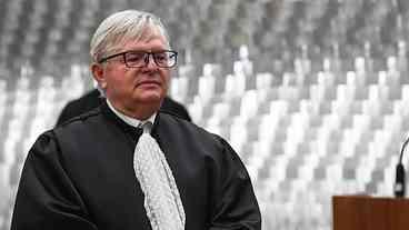 STJ Mantém Afastamento de Diretores de Penitenciária