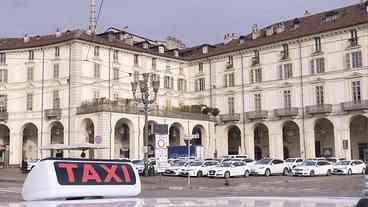 Greve de Taxistas Paralisa Cidades da Itália