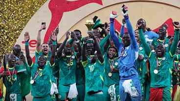 Senegal vence Copa Africana, mas gera polêmica