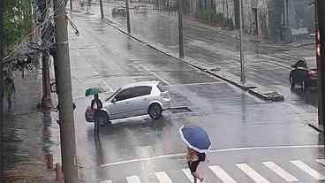 Rio amanhece com chuva e previsão de instabilidade