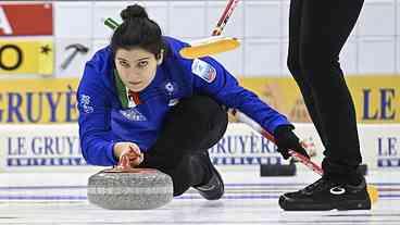 Técnico da Itália convoca filha e exclui veterana no curling