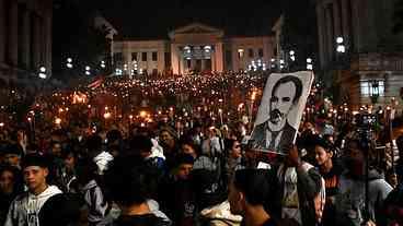 Manifestantes em Havana reagem a Trump